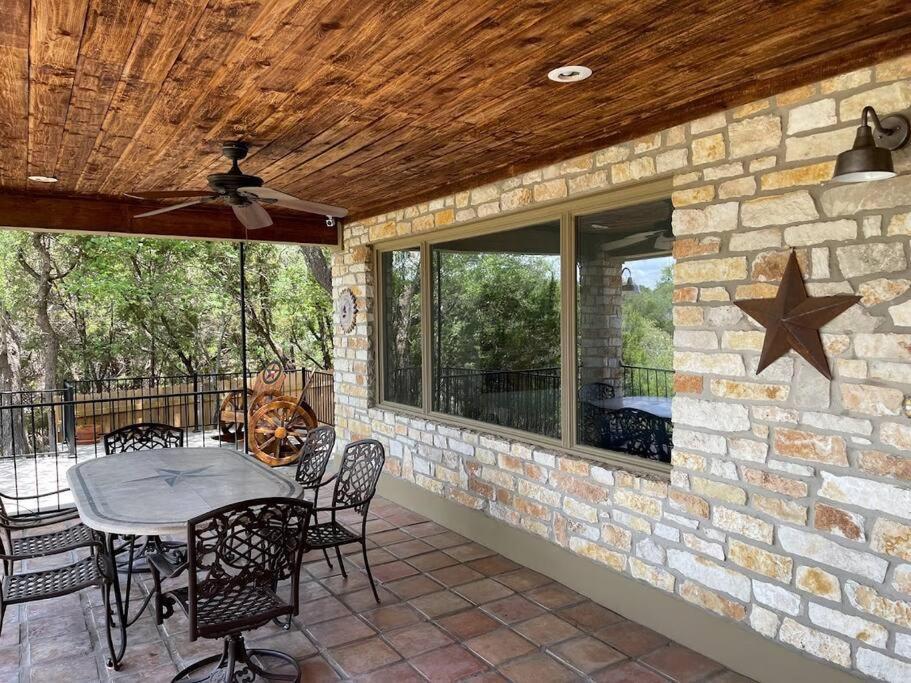 Lakeview Bungalow-Access To Lake, Pool, Gym, &Park Lago Vista Bagian luar foto