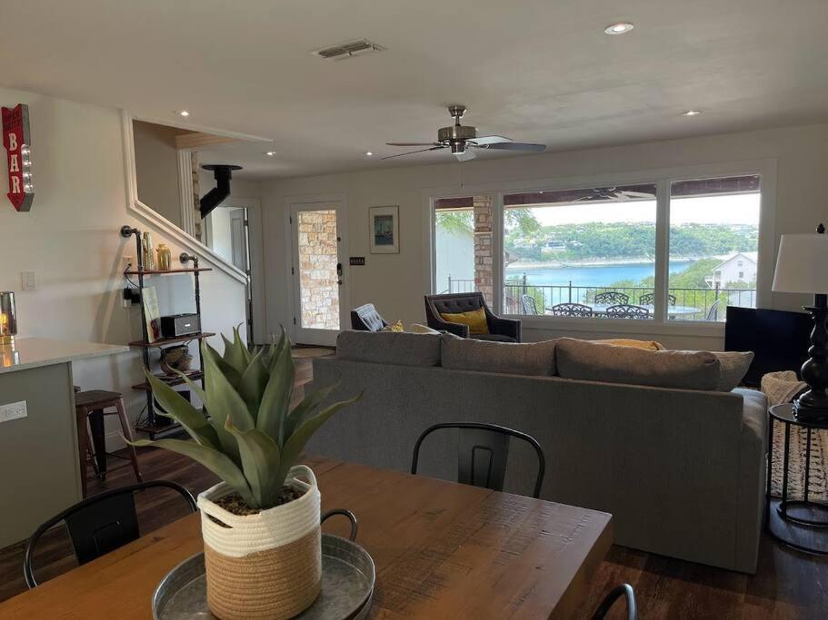Lakeview Bungalow-Access To Lake, Pool, Gym, &Park Lago Vista Bagian luar foto